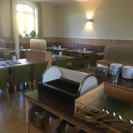 Goldener Loewe Pensión 4*