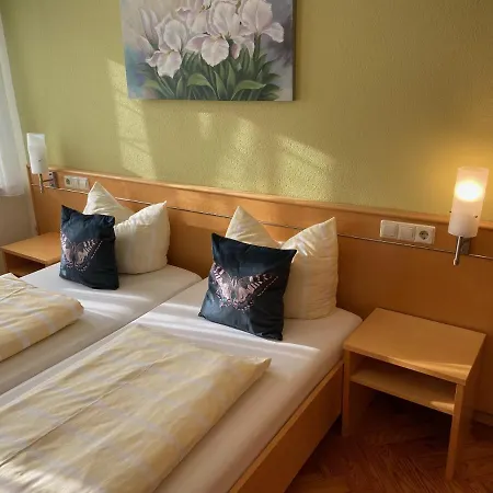Goldener Löwe 3*
